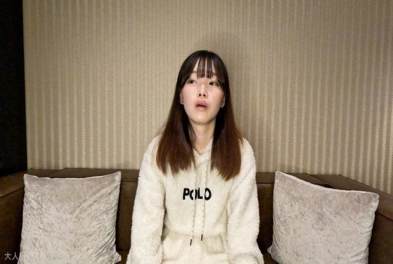 FC2-4661219 【素人初拍摄】19岁身高158公分体重45公斤少女，身材苗条可爱，让我玩弄玩具，最后还中出她！！ 素人