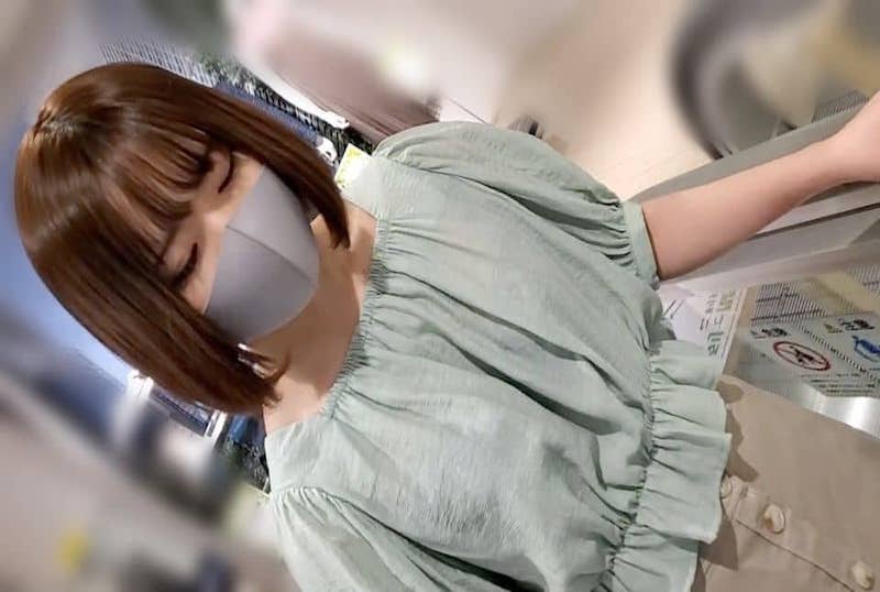 FC21844640 第一次梦想住在一起的女大学生。在同居前夕，我们竟然做了两次阴道射精！！（特写） 素人
